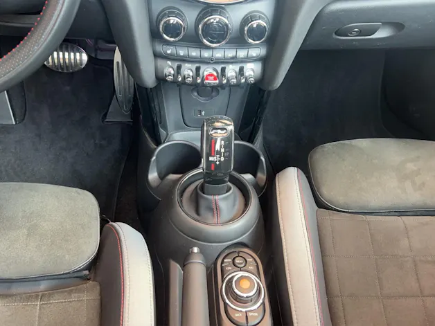 Mini Cabrio F57 2.0i John Cooper Works