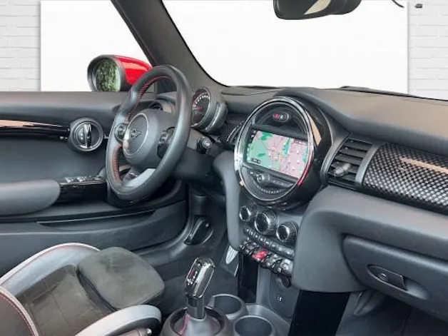 Mini Cabrio F57 2.0i John Cooper Works