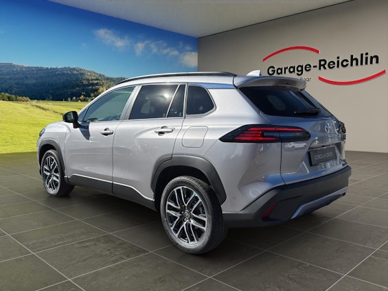 Vehicle image 2 Vehicle image 2