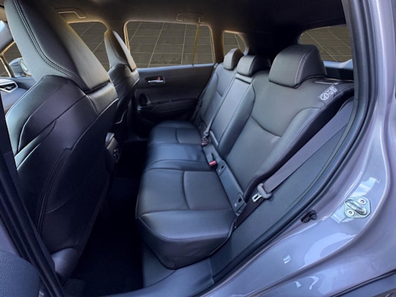 Vehicle image 16 Vehicle image 16