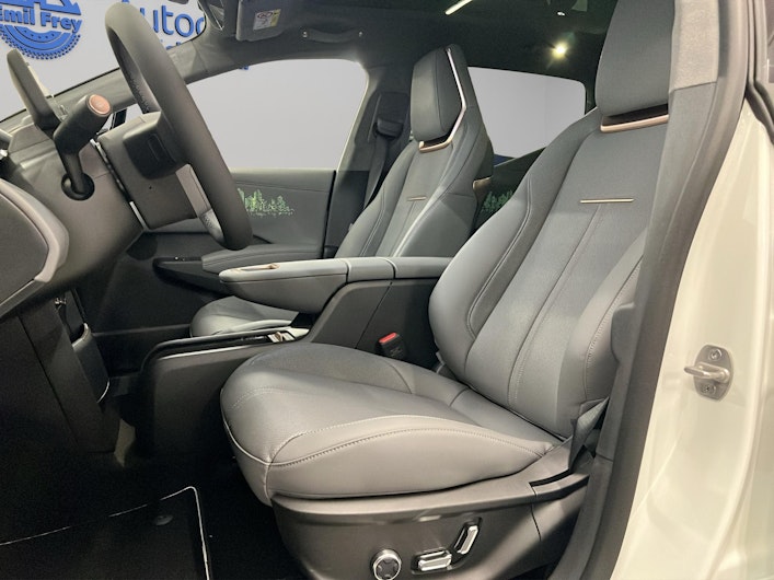 Vehicle image ZEEKR 7X