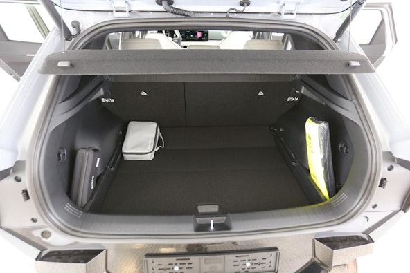 Vehicle image 6 Vehicle image 6