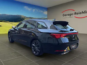 SEAT Leon ST 1.5 eTSI 150 FR DSG