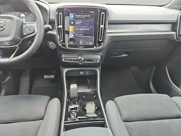Volvo XC40 1.5 T5 PiH Plus Dark MY24