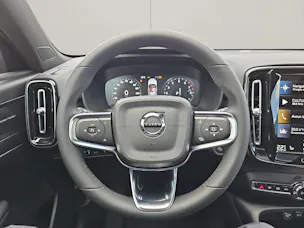 Volvo XC40 1.5 T5 PiH Plus Dark MY24