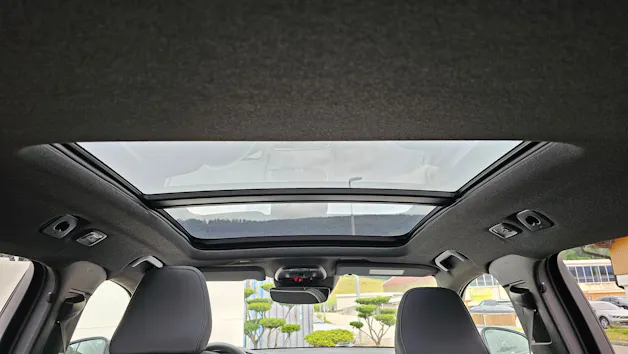 Volvo XC40 1.5 T4 PiH Plus Dark MY24