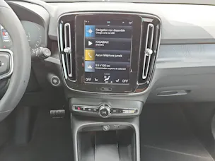 Volvo XC40 1.5 T4 PiH Plus Dark MY24