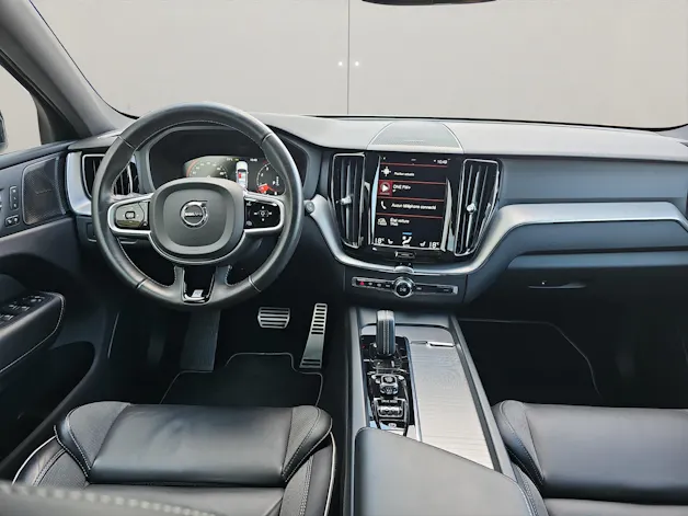 Volvo XC60 2.0 B5 MH R-Design