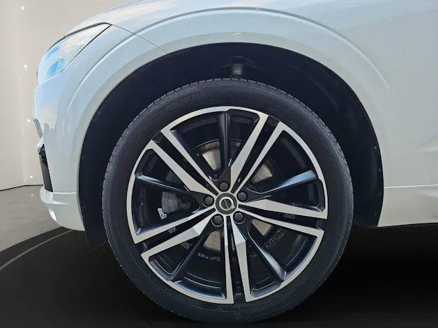 Volvo XC60 2.0 B5 MH R-Design