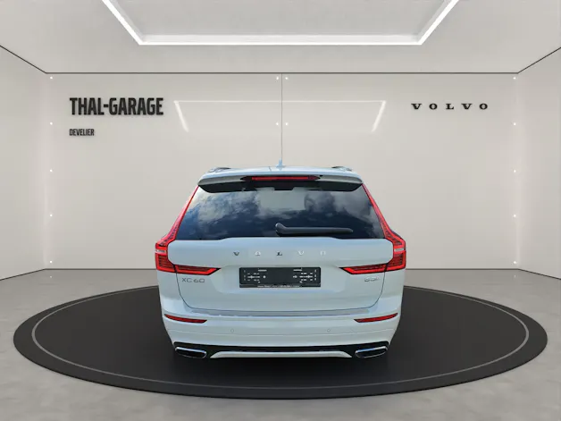Volvo XC60 2.0 B5 MH R-Design