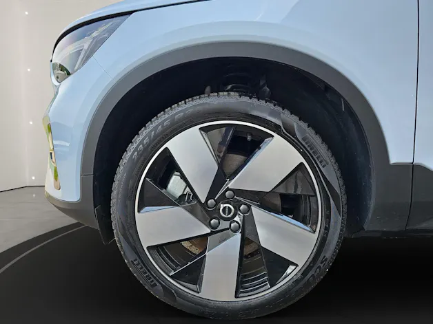 Volvo XC40 E80 Twin Plus AWD