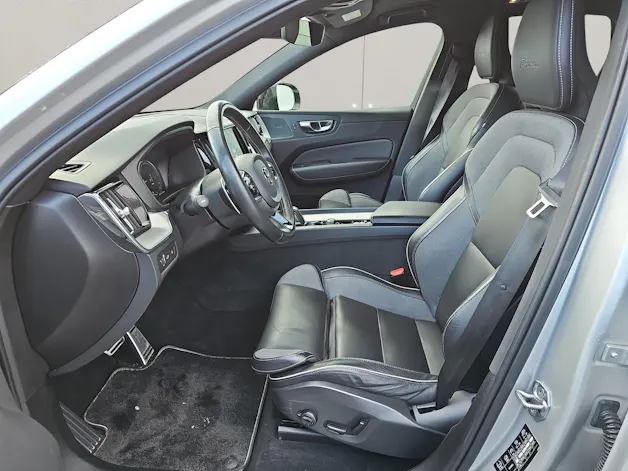 Volvo XC60 2.0 T8 TE R-Design eAWD
