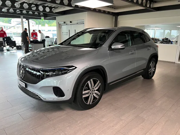 Mercedes-Benz EQA 300 Excellence Progressive 4matic