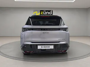 Peugeot E-5008 Launch Edition AWD
