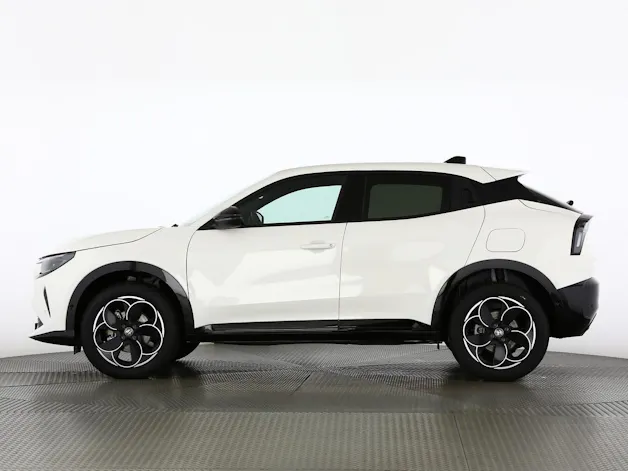 Alfa Romeo Junior 1.2 Ibrida Q4