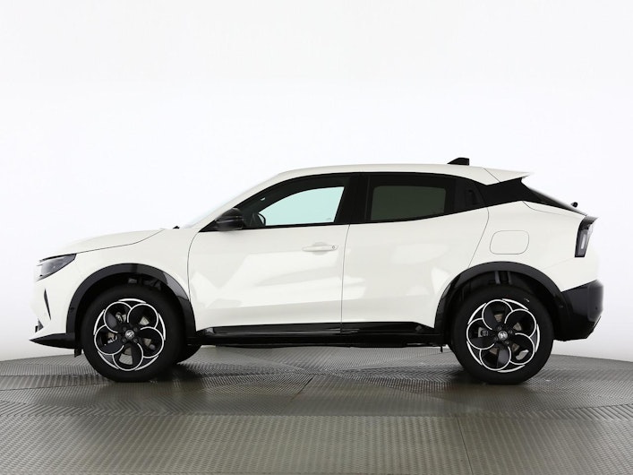 Vehicle image ALFA ROMEO JUNIOR