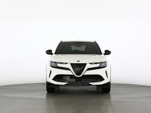 Vehicle image ALFA ROMEO Junior 1.2 Ibrida Q4