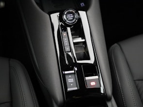 Vehicle image ALFA ROMEO Junior 1.2 Ibrida Q4