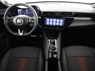 Alfa Romeo Junior 1.2 Ibrida Q4