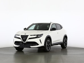 Vehicle image ALFA ROMEO Junior 1.2 Ibrida Q4
