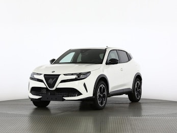 Vehicle image ALFA ROMEO Junior 1.2 Ibrida Q4