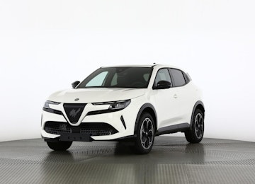 Vehicle image ALFA ROMEO Junior 1.2 Ibrida Q4 Vehicle image ALFA ROMEO Junior 1.2 Ibrida Q4