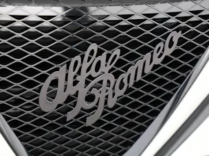 Alfa Romeo Junior 1.2 Ibrida Q4