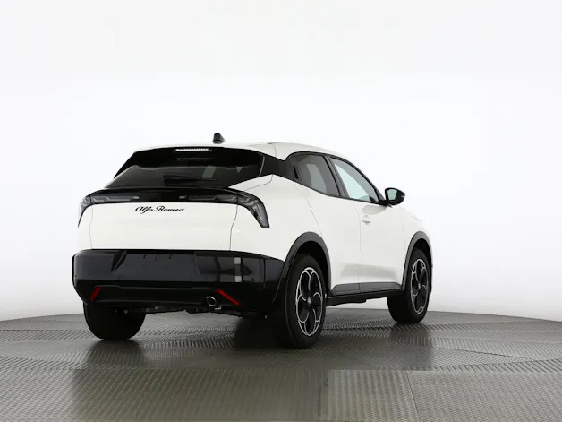 Alfa Romeo Junior 1.2 Ibrida Q4