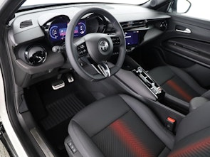 Vehicle image ALFA ROMEO Junior 1.2 Ibrida Q4