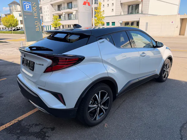 Toyota C-HR 2.0 VVTi HSD Move