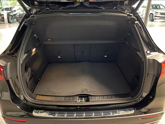 Mercedes-Benz GLA 250 Swiss Star AMG Line 4matic