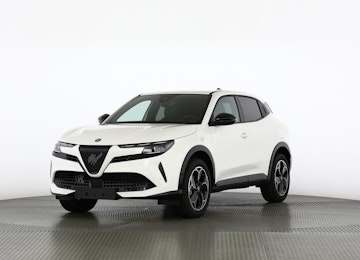 Vehicle image ALFA ROMEO Junior 1.2 Ibrida Q4 Vehicle image ALFA ROMEO Junior 1.2 Ibrida Q4