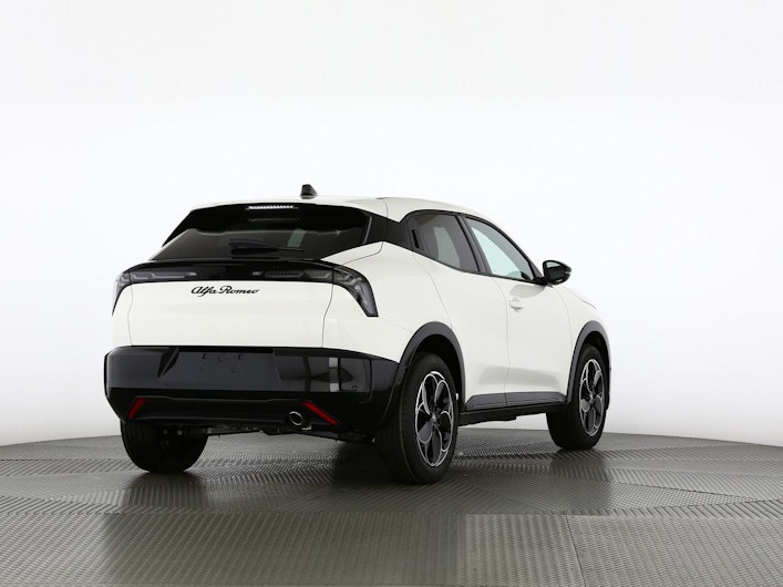 Vehicle image ALFA ROMEO JUNIOR