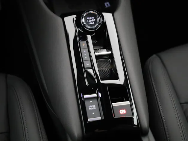 Alfa Romeo Junior 1.2 Ibrida Q4