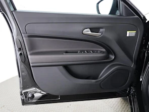 Fahrzeugbild ALFA ROMEO Junior 1.2 Ibrida Q4