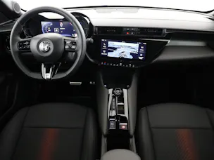 Alfa Romeo Junior 1.2 Ibrida Q4