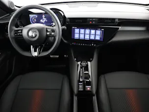 Alfa Romeo Junior 1.2 Ibrida Q4
