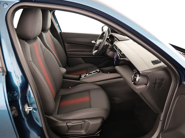 Vehicle image ALFA ROMEO JUNIOR