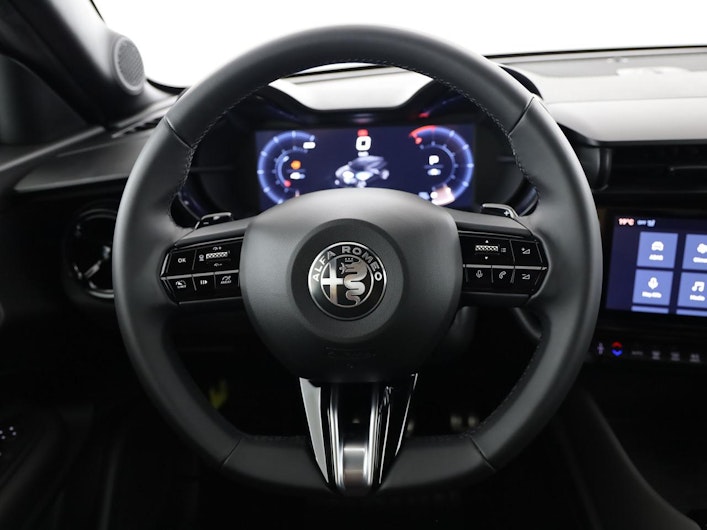 Vehicle image ALFA ROMEO JUNIOR