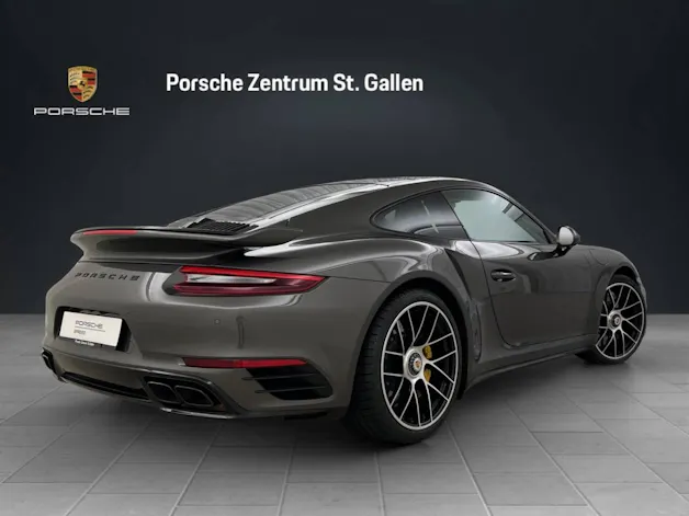 Porsche 911 Turbo S