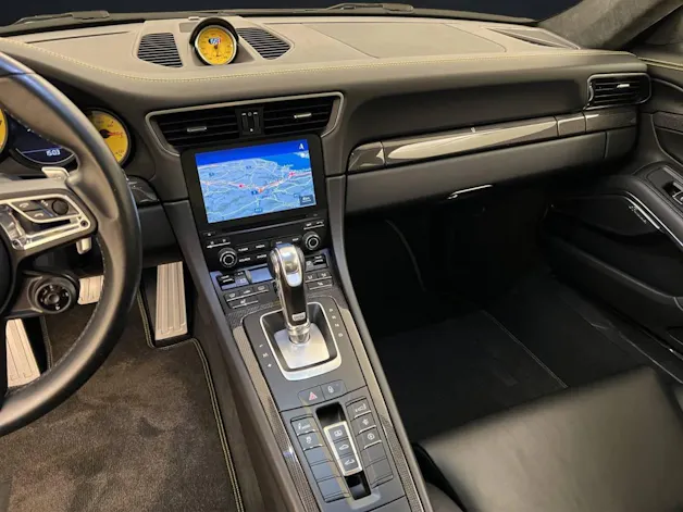 Porsche 911 Turbo S