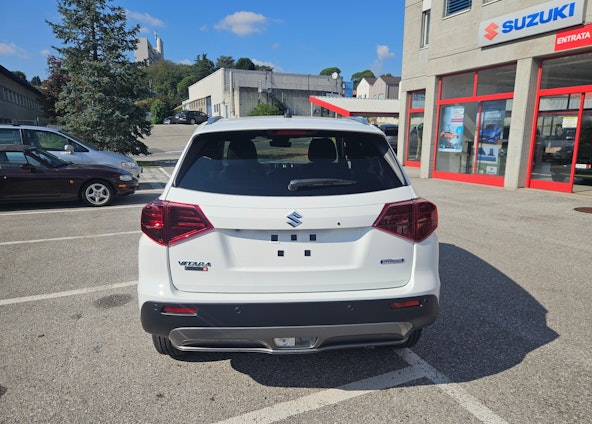 Vehicle image 3 Vehicle image 3