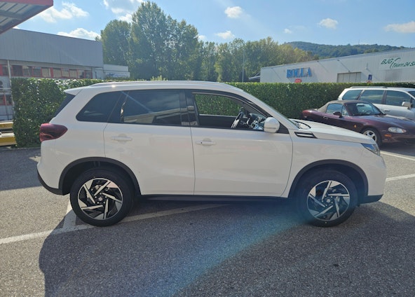 Vehicle image 5 Vehicle image 5