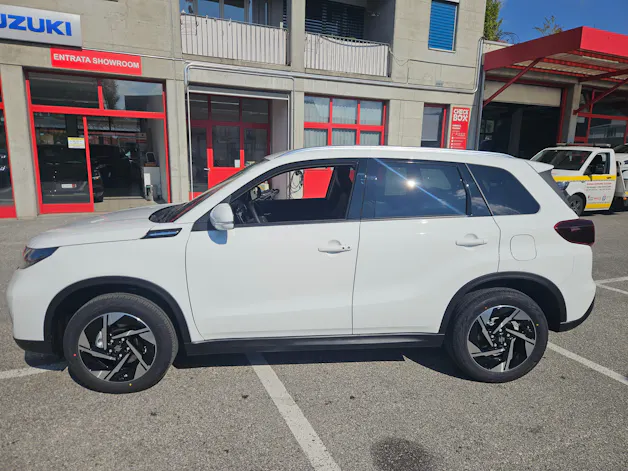Suzuki Vitara 1.4 T Compact Top Hybrid 4x4