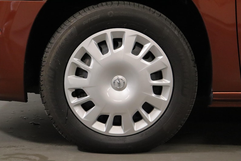 Vehicle image OPEL COMBO