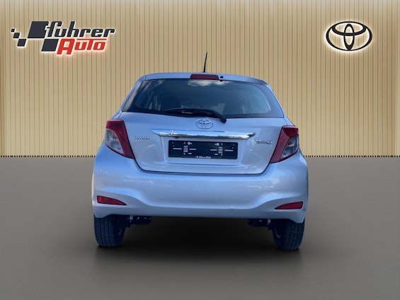 Vehicle image 6 Vehicle image 6