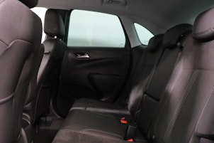 Vehicle image OPEL Crossland 1.2 T 130 Ultimate