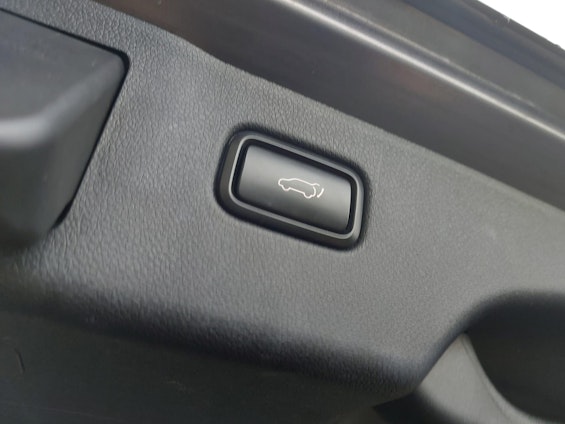 Vehicle image 15 Vehicle image 15