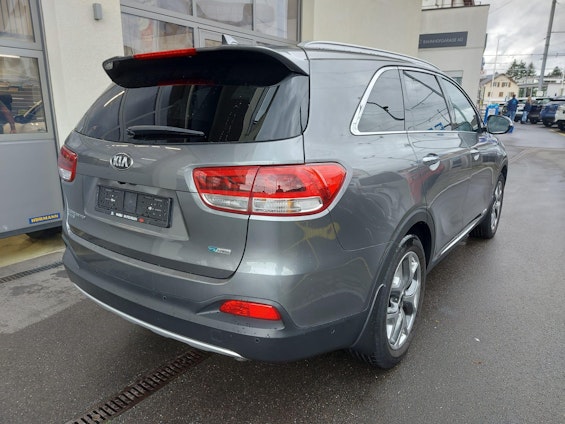 Vehicle image 12 Vehicle image 12