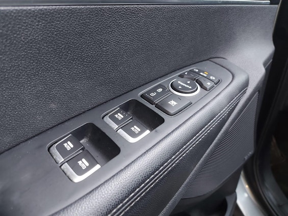 Vehicle image 21 Vehicle image 21